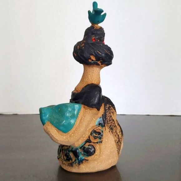Metlox Poppets by Poppytrail Girl Bird on Head Vintage Stoneware Art Pottery - Picture 2 of 12